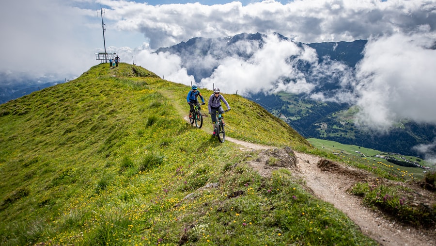 Geschichte: Einmalige Aussichten beim Wandern & Biken