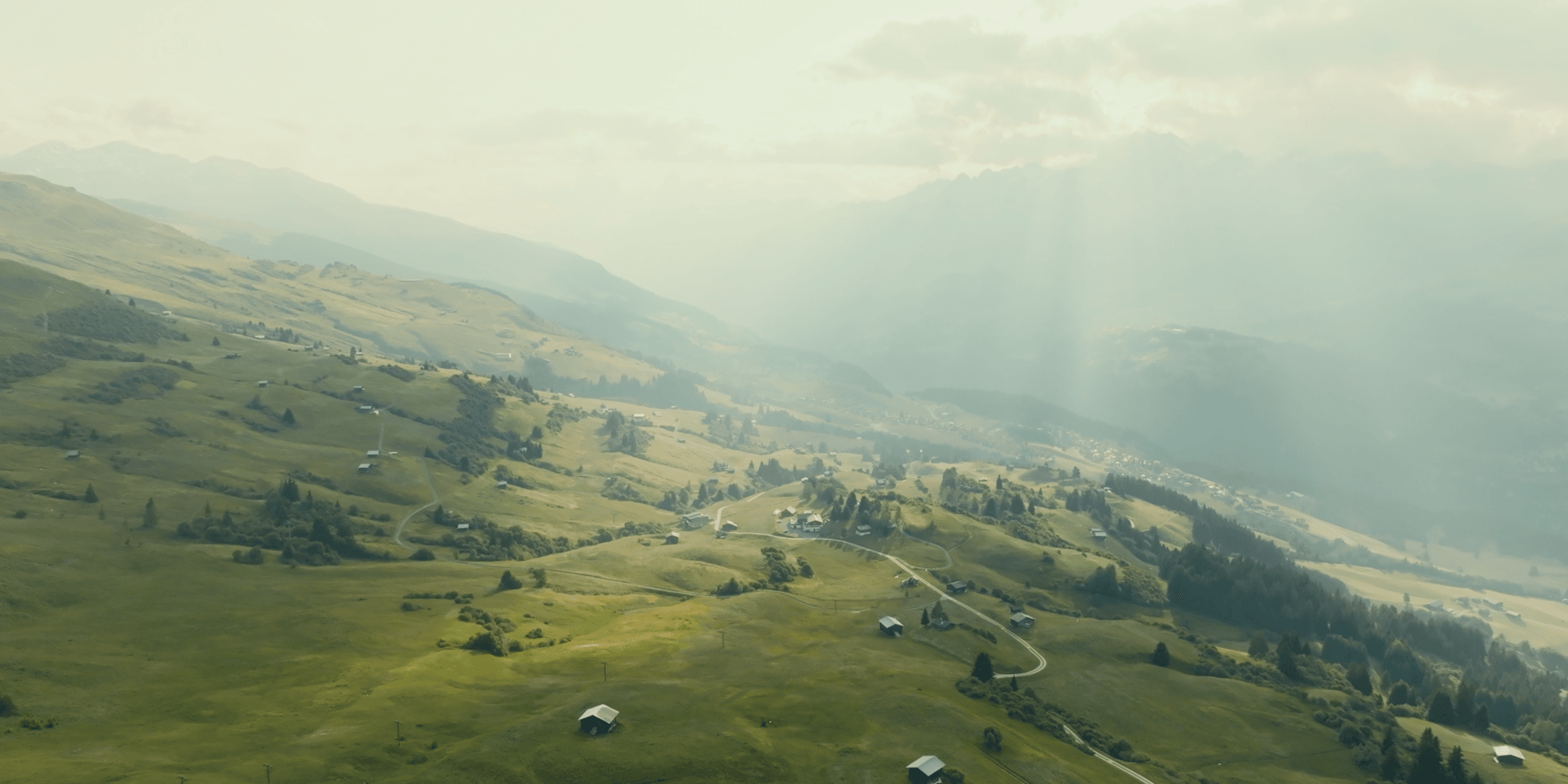 Gebiet Obersaxen Mundaun Val Lumnezia im Sommer