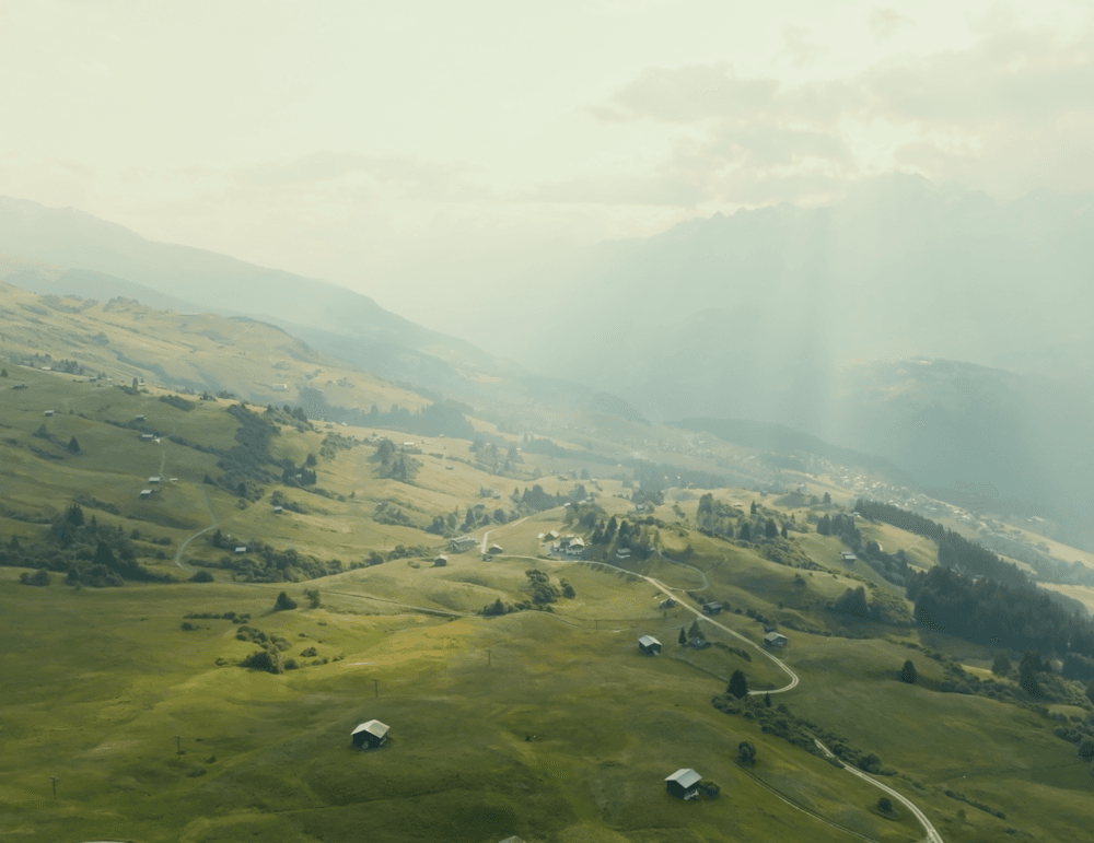 Gebiet Obersaxen Mundaun Val Lumnezia im Sommer