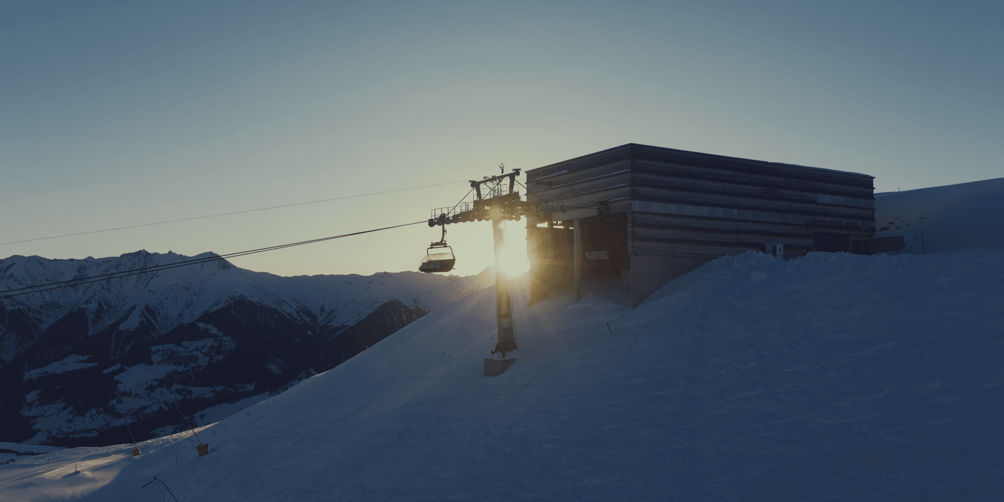 Bergbahnen Obersaxen Mundaun Val Lumnezia im Winter